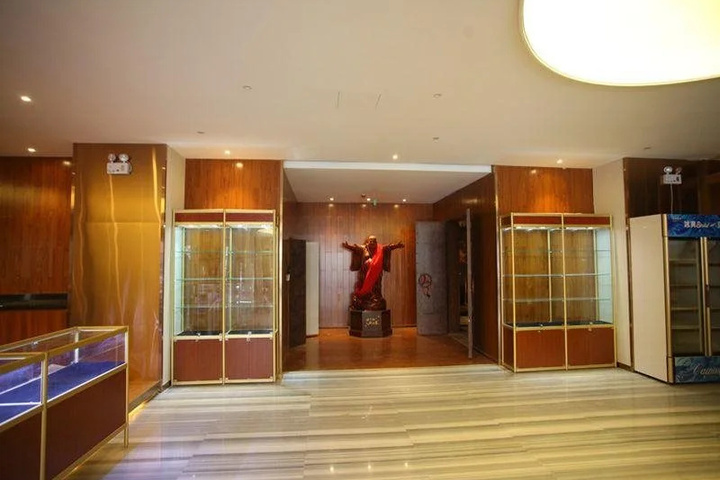 Room 12 of 29