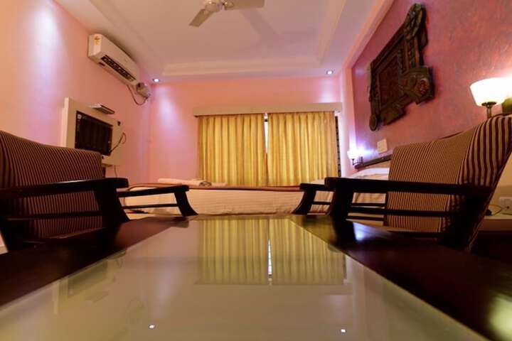 Room 14 of 47