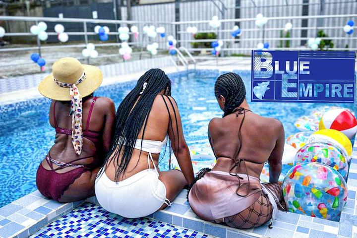 Pool 23 of 34