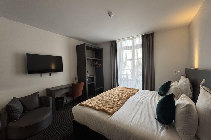 Room 21 of 64