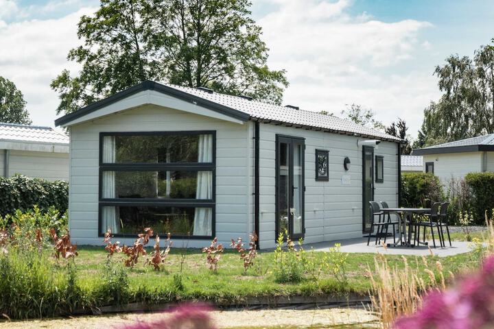 Well-maintained Chalet Near Biesbosch in Dordrecht