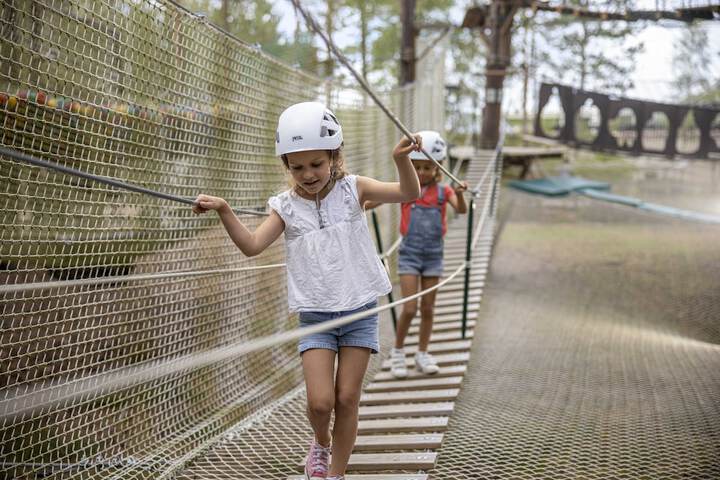 Childrens Activities 106 of 137