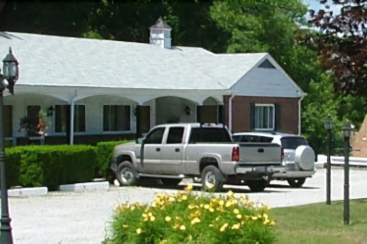 Exterior of Seagate Motel