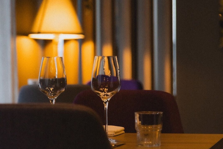Dining 63 of 89