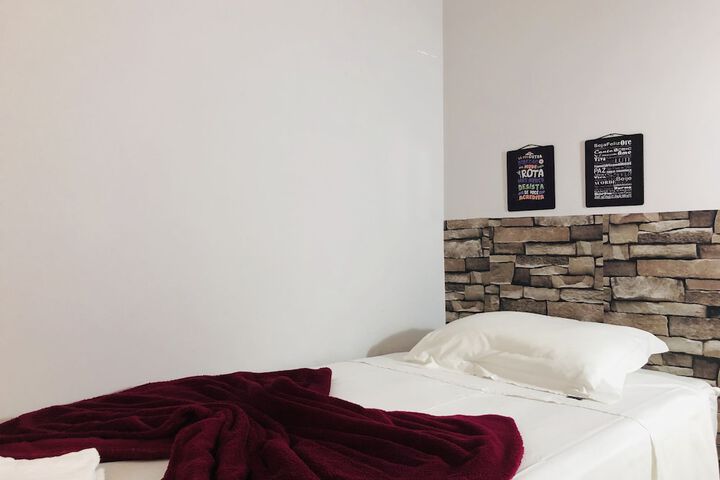 Room 6 of 29