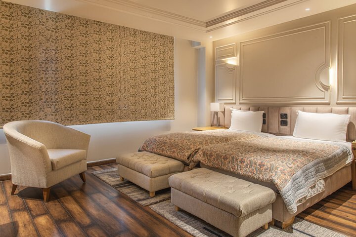 Room 35 of 113