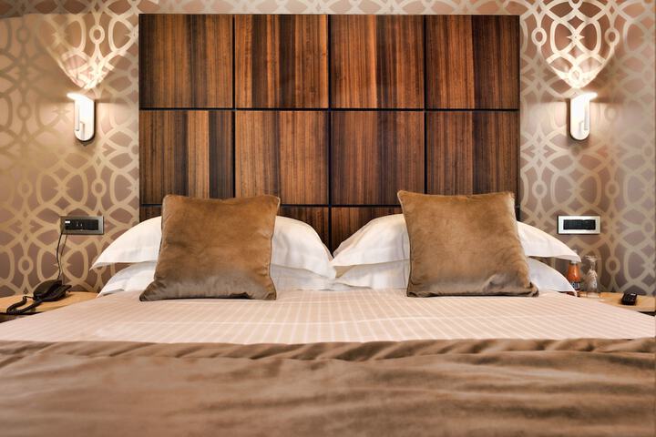 Room 9 of 54