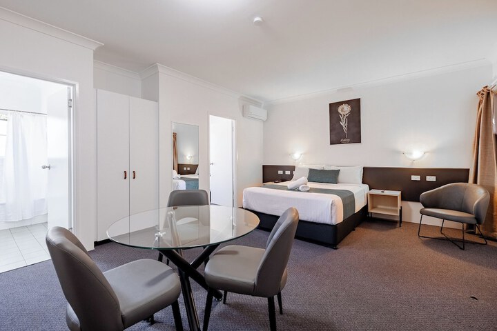 Room 50 of 113