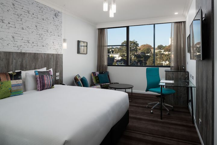 Room 5 of 39