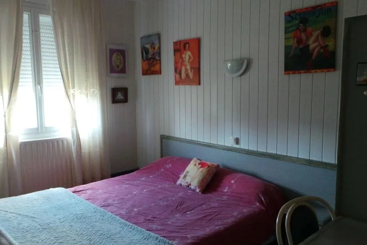 Room 3 of 14