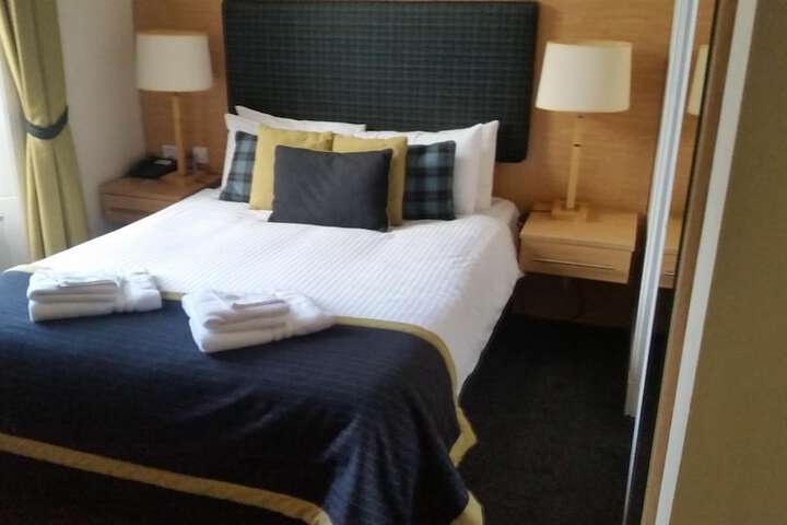 Room 13 of 41