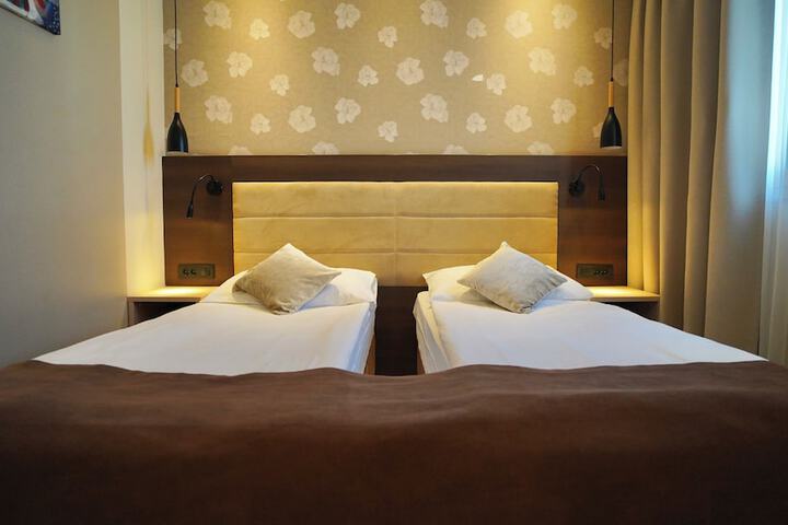 Room 21 of 73