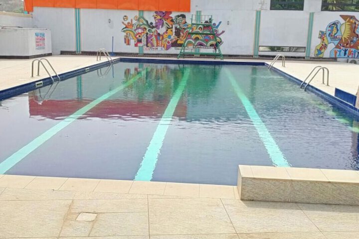 Pool 150 of 285