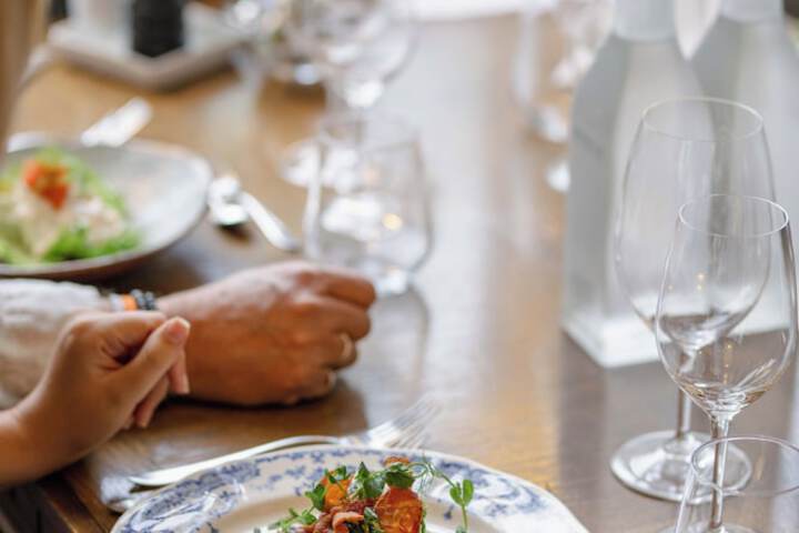 Dining 79 of 109