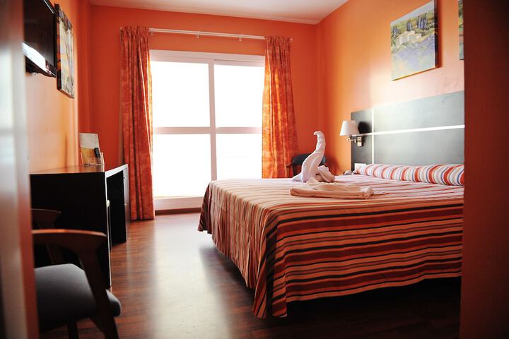 Room 6 of 36