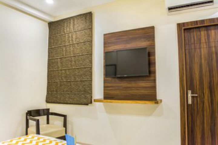 Room 7 of 20