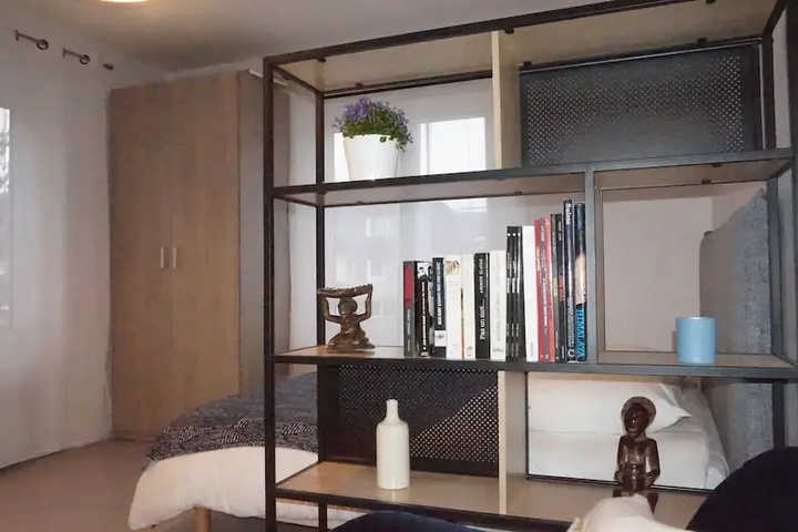 Room 2 of 12