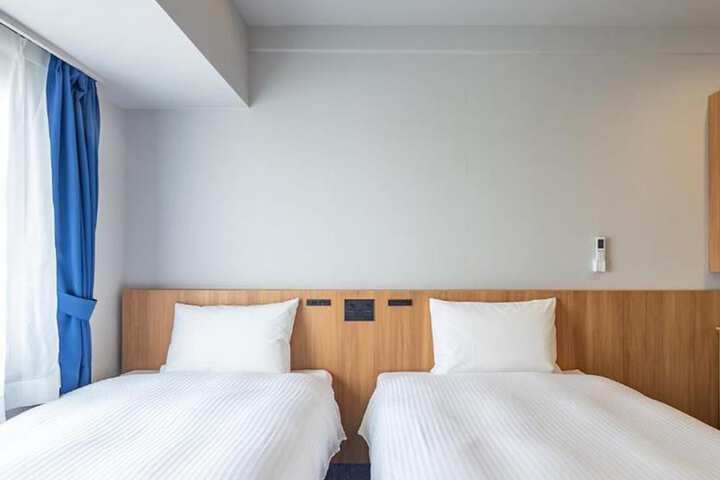 Room 7 of 45