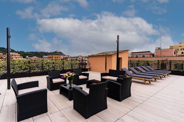 Terrace/Patio 44 of 87