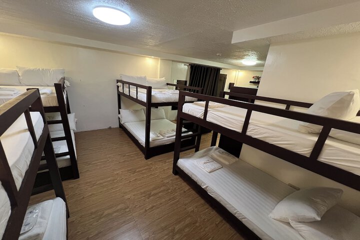 Room 9 of 89