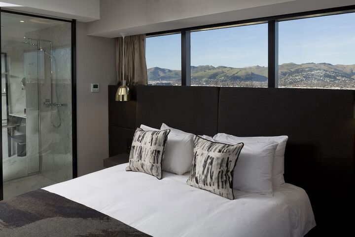 Room 12 of 85