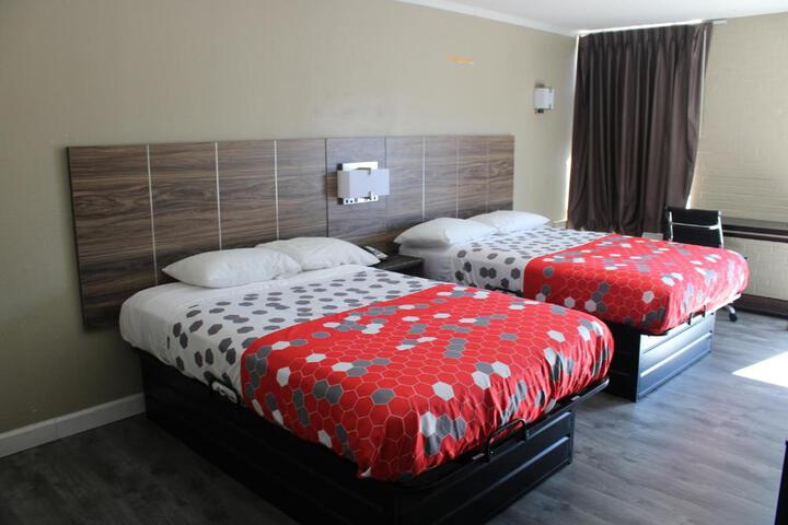 2 Double Beds (1 of 3)