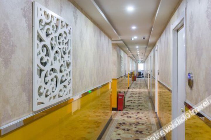 Hotel Interior 8 of 14