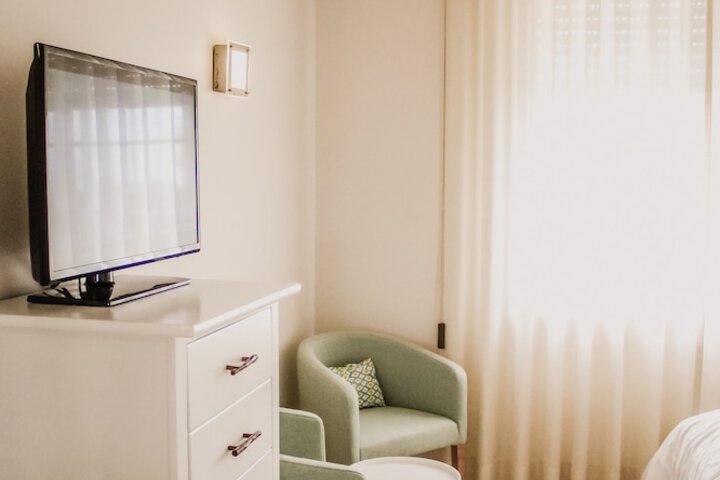 Room 3 of 56