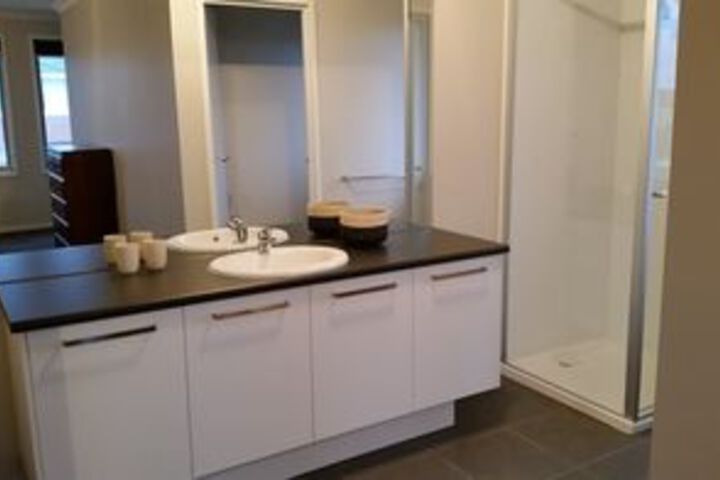 Room 17 of 21