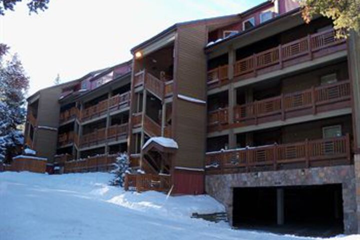 Hotel 6 of 106