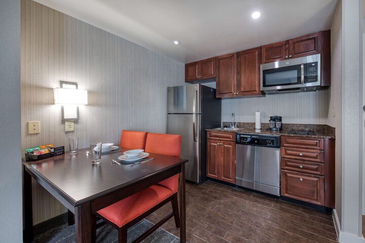 2 Queen Beds 1 Bedroom Suite (2 of 52)