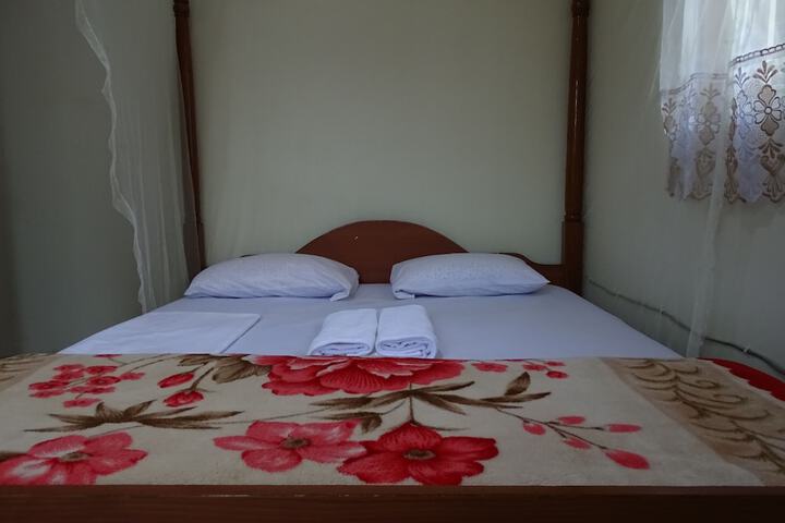 Room 7 of 26