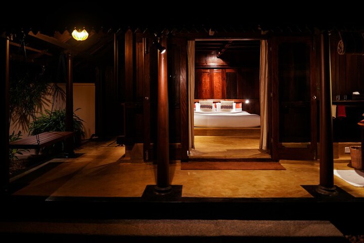 Room 12 of 23