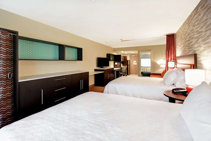2 Queen Beds Studio (3 of 9)