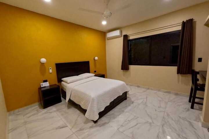 Room 2 of 29
