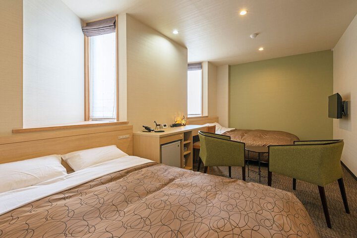 Room 12 of 31