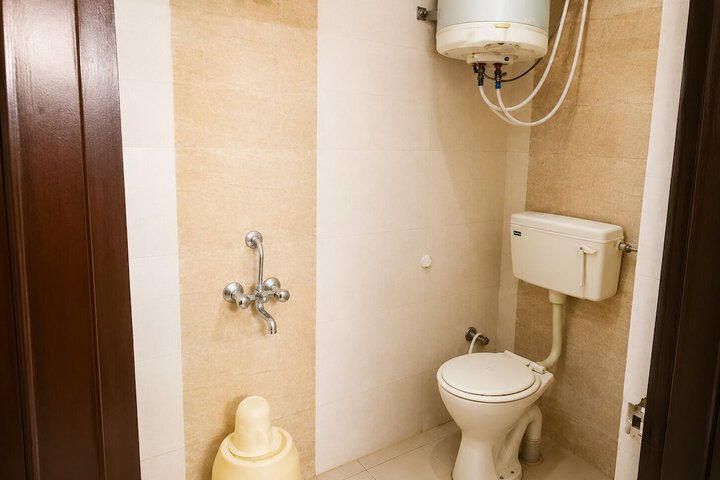 Room 15 of 21