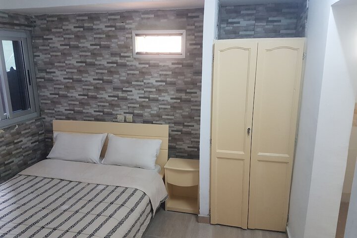 Room 34 of 130