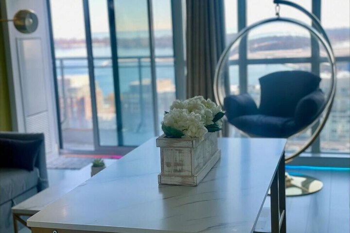 Room 28 of 48