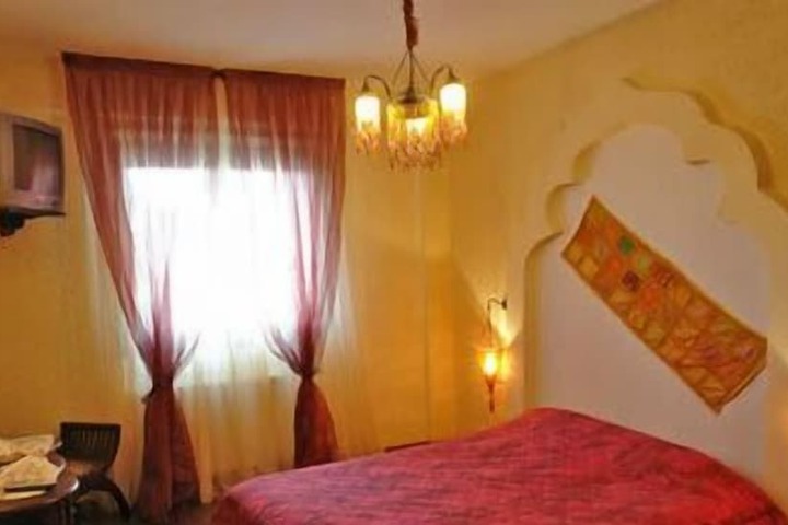 Room 26 of 61