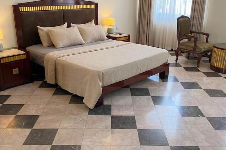 Room 3 of 26