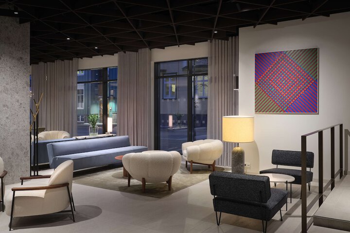 Hotel Interior 7 of 132