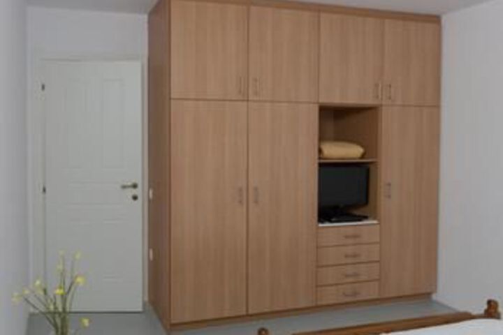 Room 22 of 48