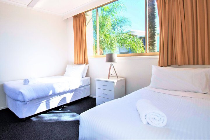 Room 9 of 46