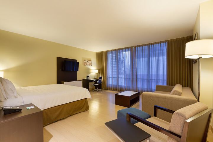 Room 7 of 53