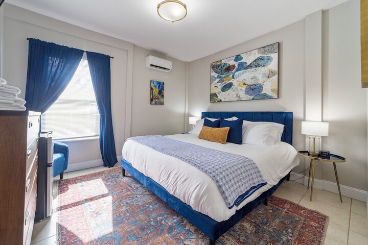 Room 18 of 36