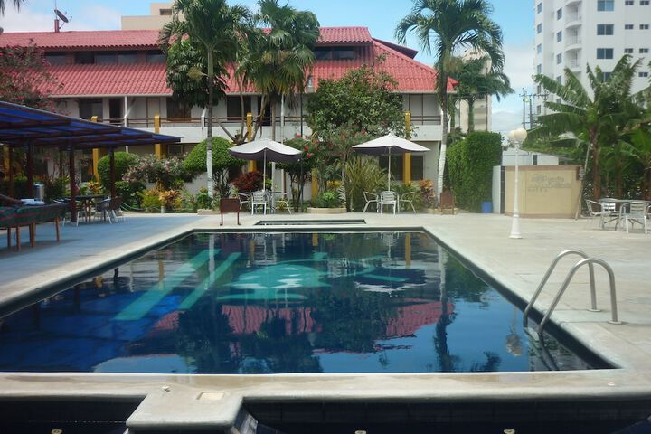 Hotel Puerto Ballesta in Atacames