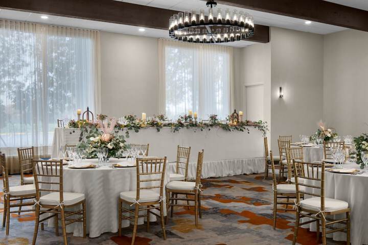 Indoor wedding