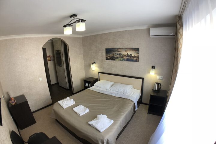 Room 25 of 56