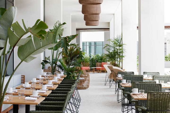 Dining 114 of 206